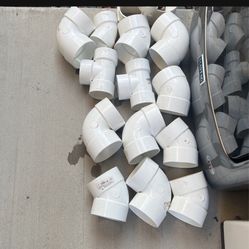 Partes Para Plomeria Son 16 Piezas a 3 Dls Cada Una 