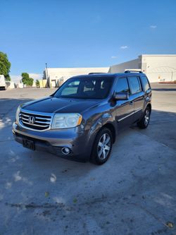 Honda pilot touring 2014 Titulo limpio