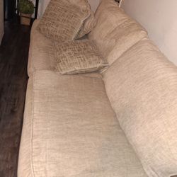 LARGE FAMILY QUEEN SECTIONAL
