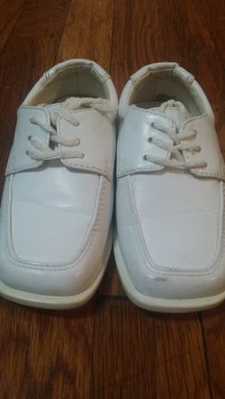 Boys dress shoes size 5