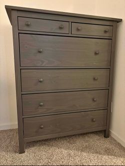 DRESSER LIKE NEW
