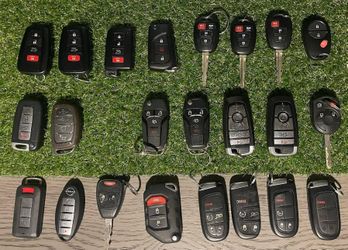 Car keys, remotes and fobs