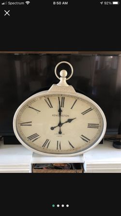 Modern Farmhouse Kinsington Clock