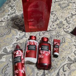 New Bath And Body Works Japanese Cherry Blossom Set