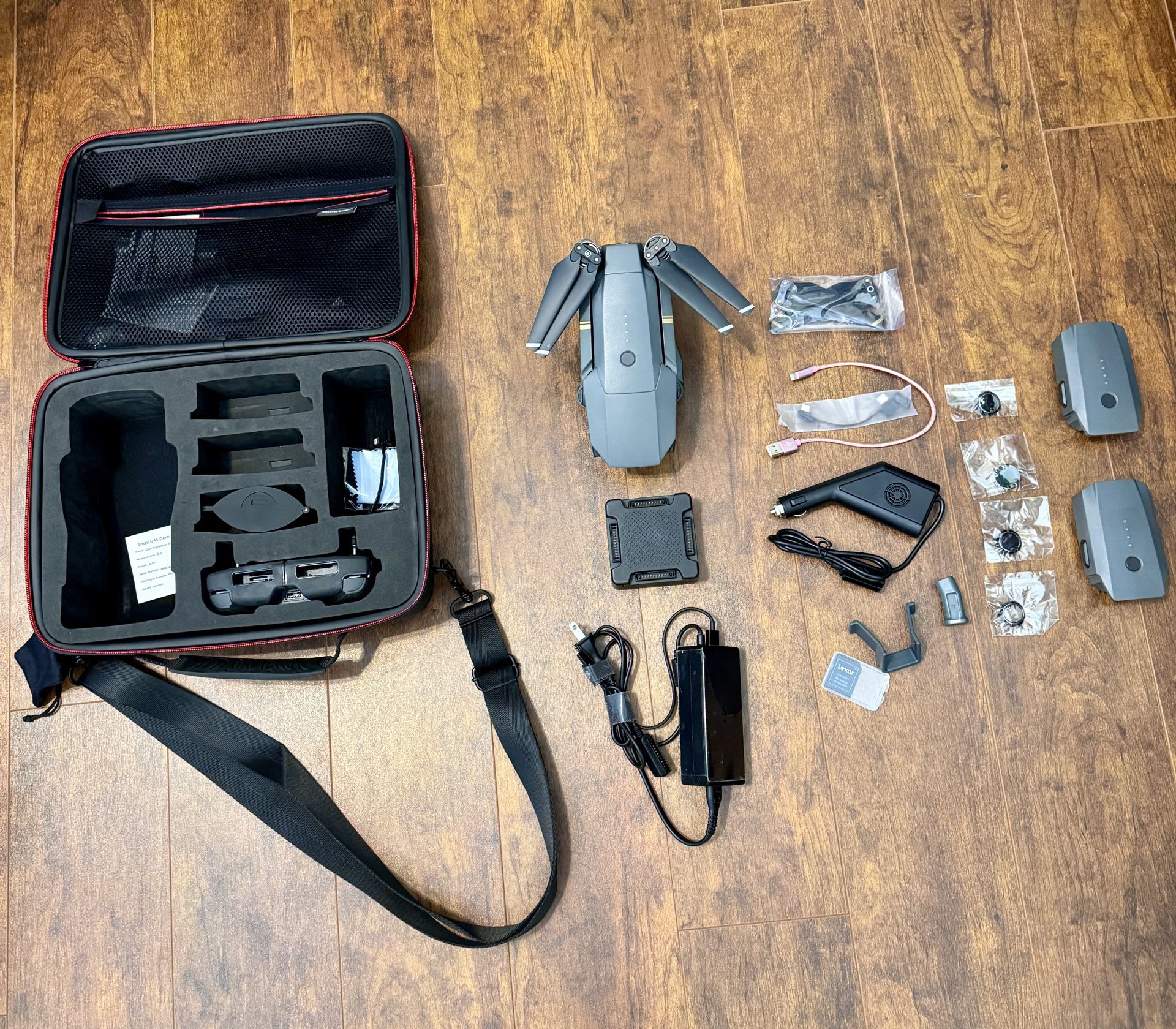 DJI - Mavic Pro with Remote (Gray) and lots of accessories. Kendall Area