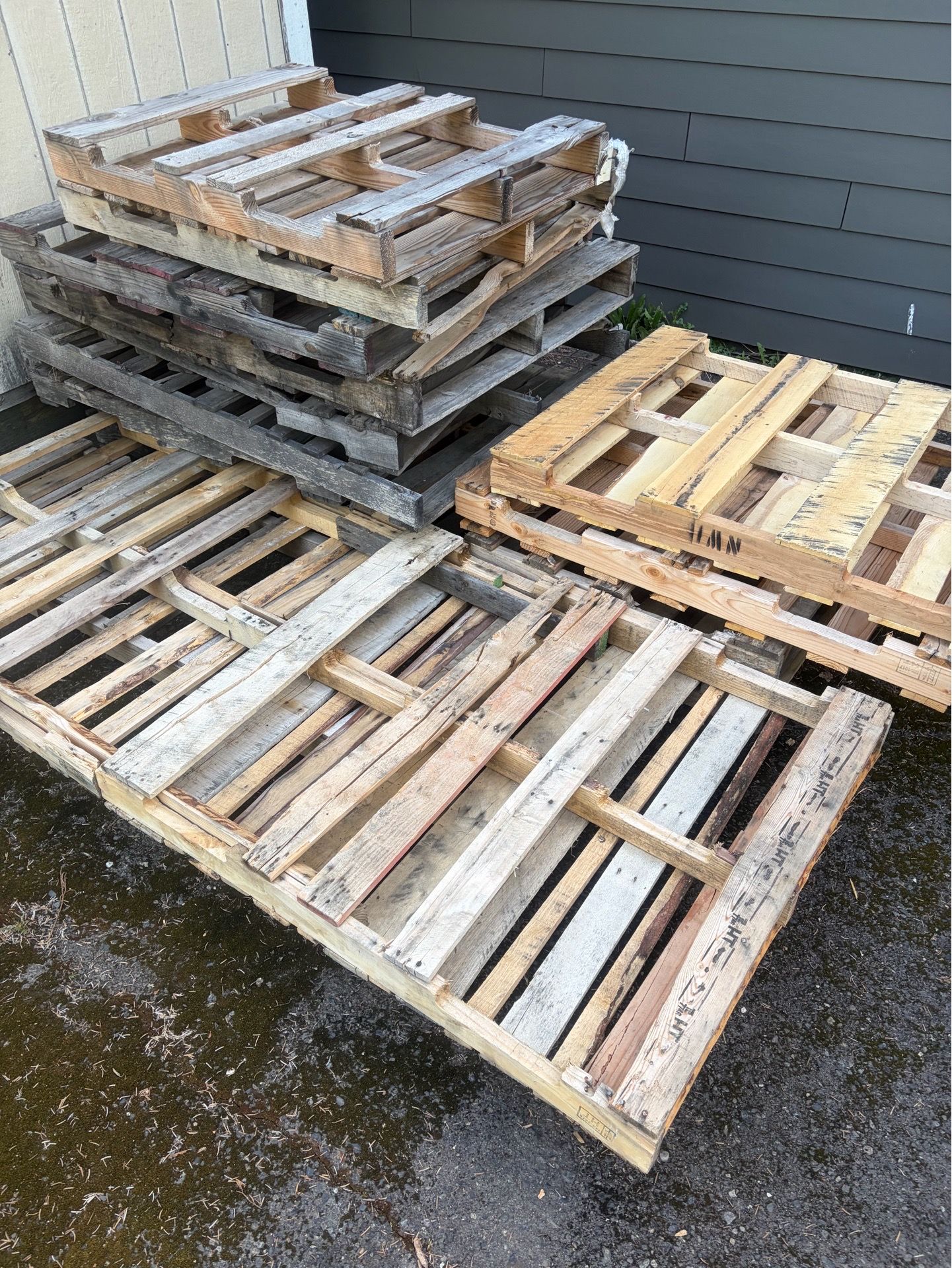 Free Pallets