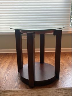 Espresso/Glass End Table - Like New!