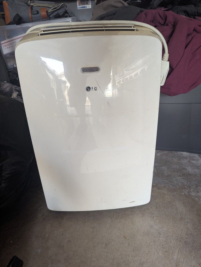 LG Portable AC Unit 10000 BTU