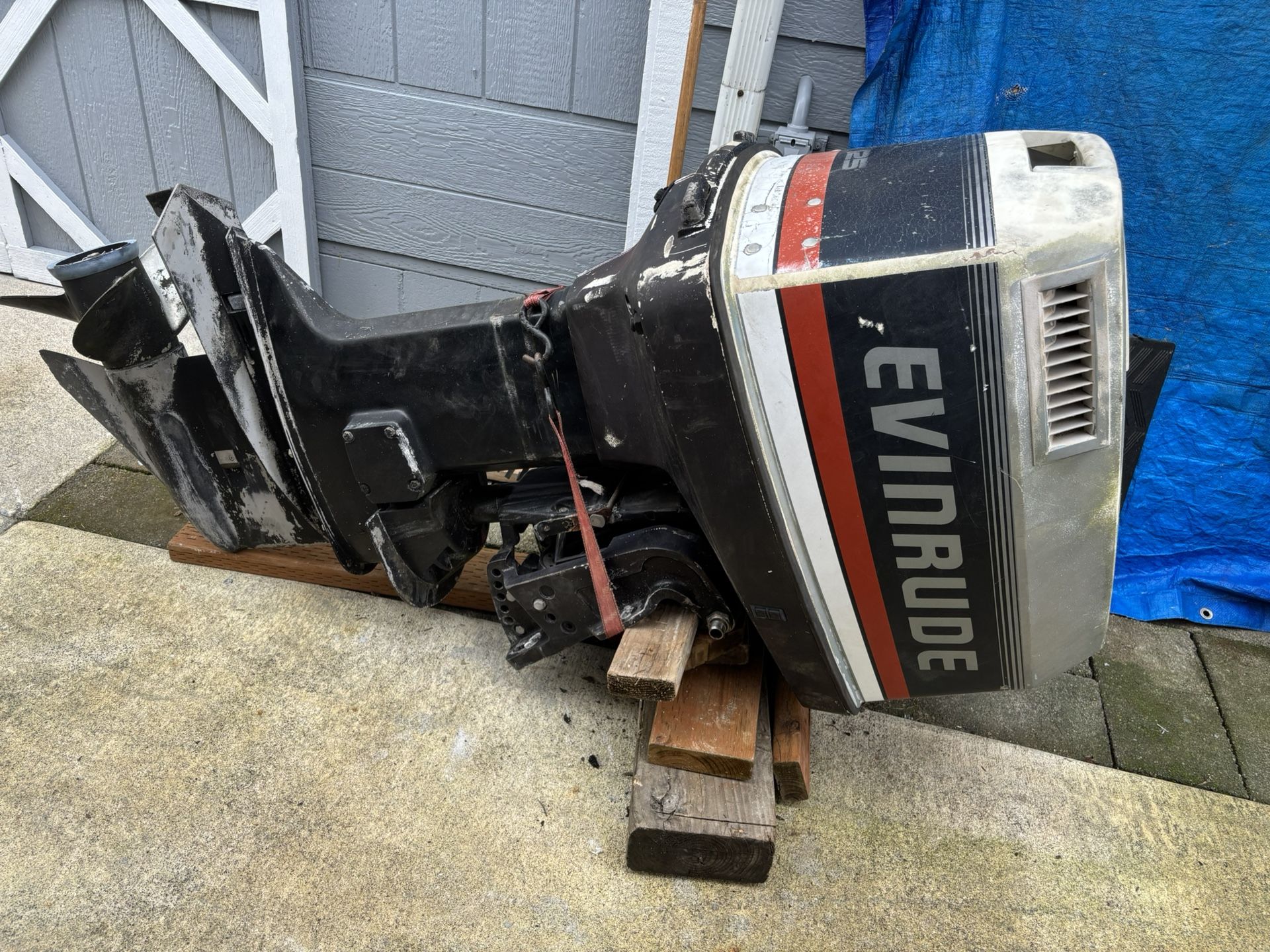 125 Evinrude and Controls