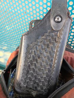 gun cleaner and holster for Glock 17