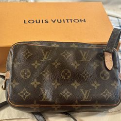 Louis Vuitton Crossbody