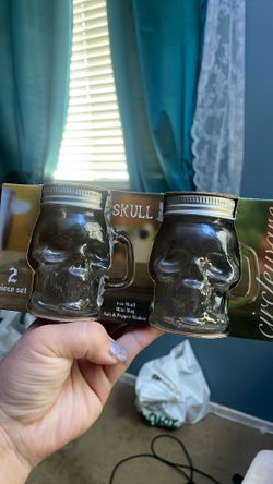 Skull Salt And Pepper Shaker Cute Spooky Home Decor
