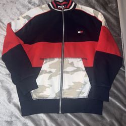 Tommy Hilfiger Zip up Jacket 