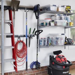 Rubbermaid FastTrack Storage System