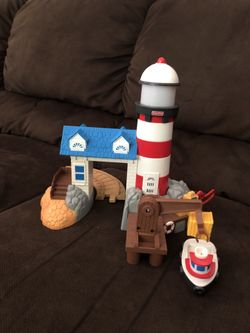 GeoTrax Harbor Docks Lighthouse
