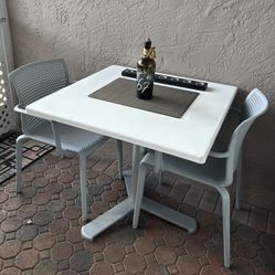 Gaber Italian Outdoor Set  *MOVING SALE (many other items)*