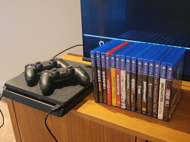 PlayStation 4 Plus 15 Popular Game Packs