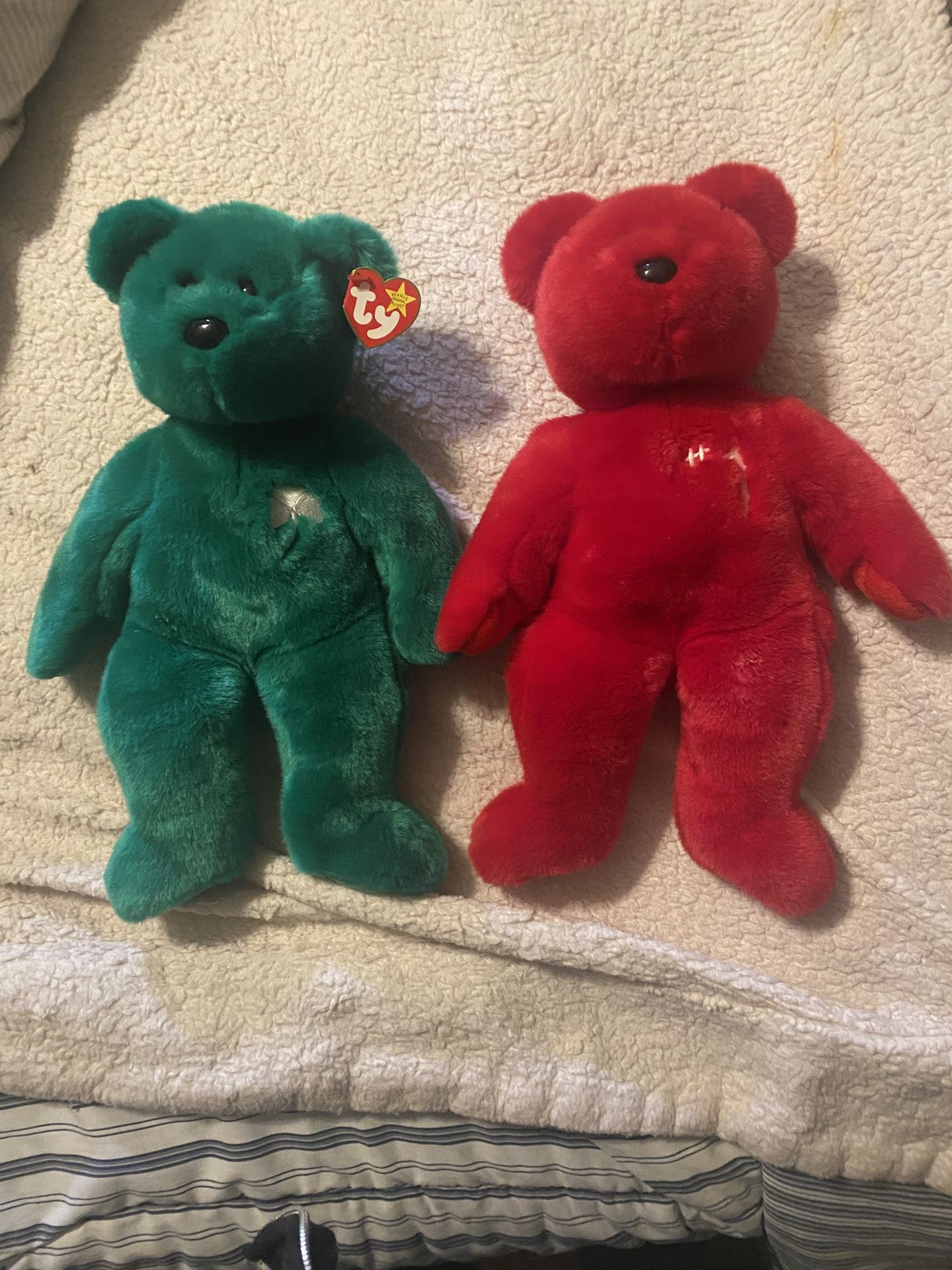 Set of 2 VTG TY Beanie Buddies Red # 1 & 1998 Erin Irish Green 14”