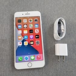 iPhone 7 Plus Silver  - UNLOCKED - Like New 