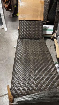 Sunvilla lounge chairs