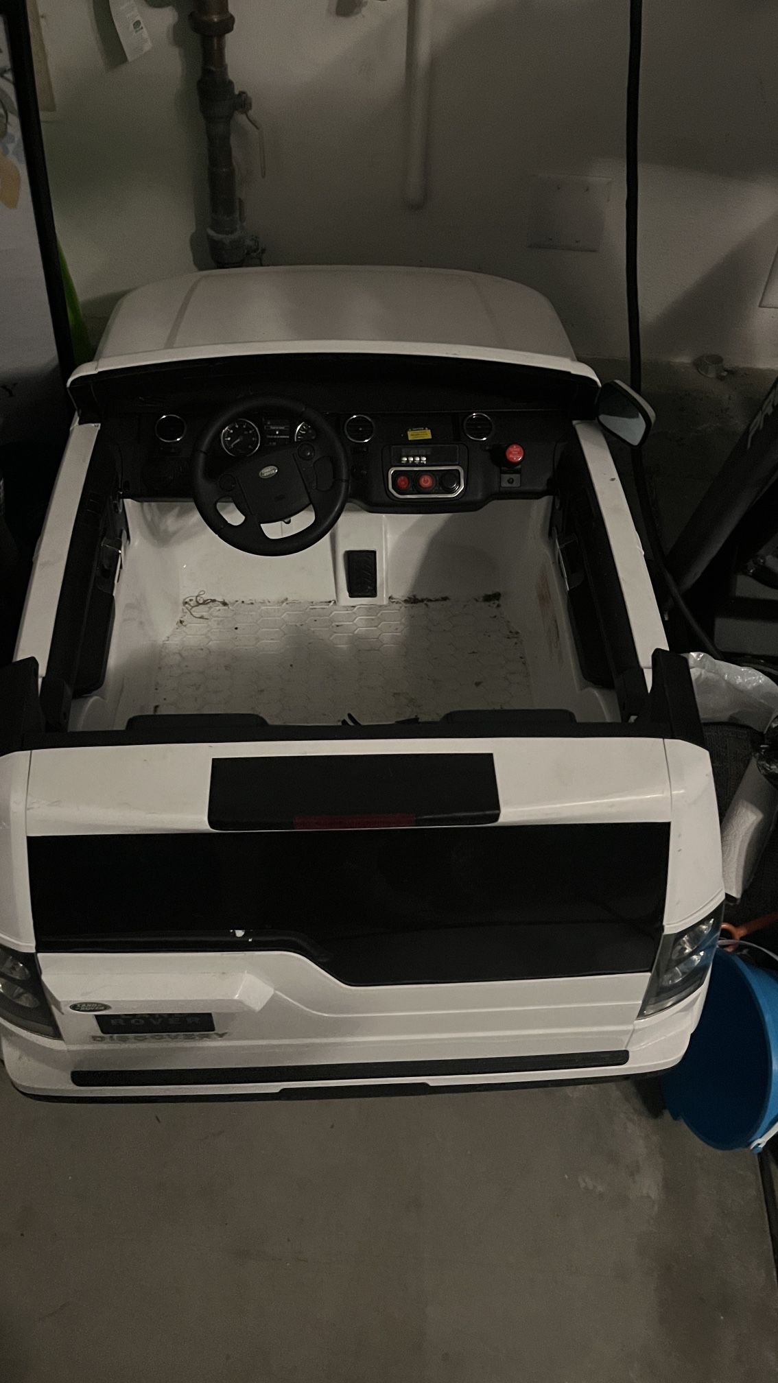 Land Rover Discovery Toy Car