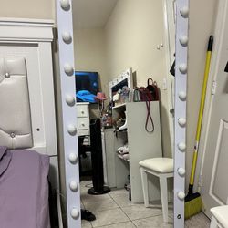 Impressions Vanity Mirror 