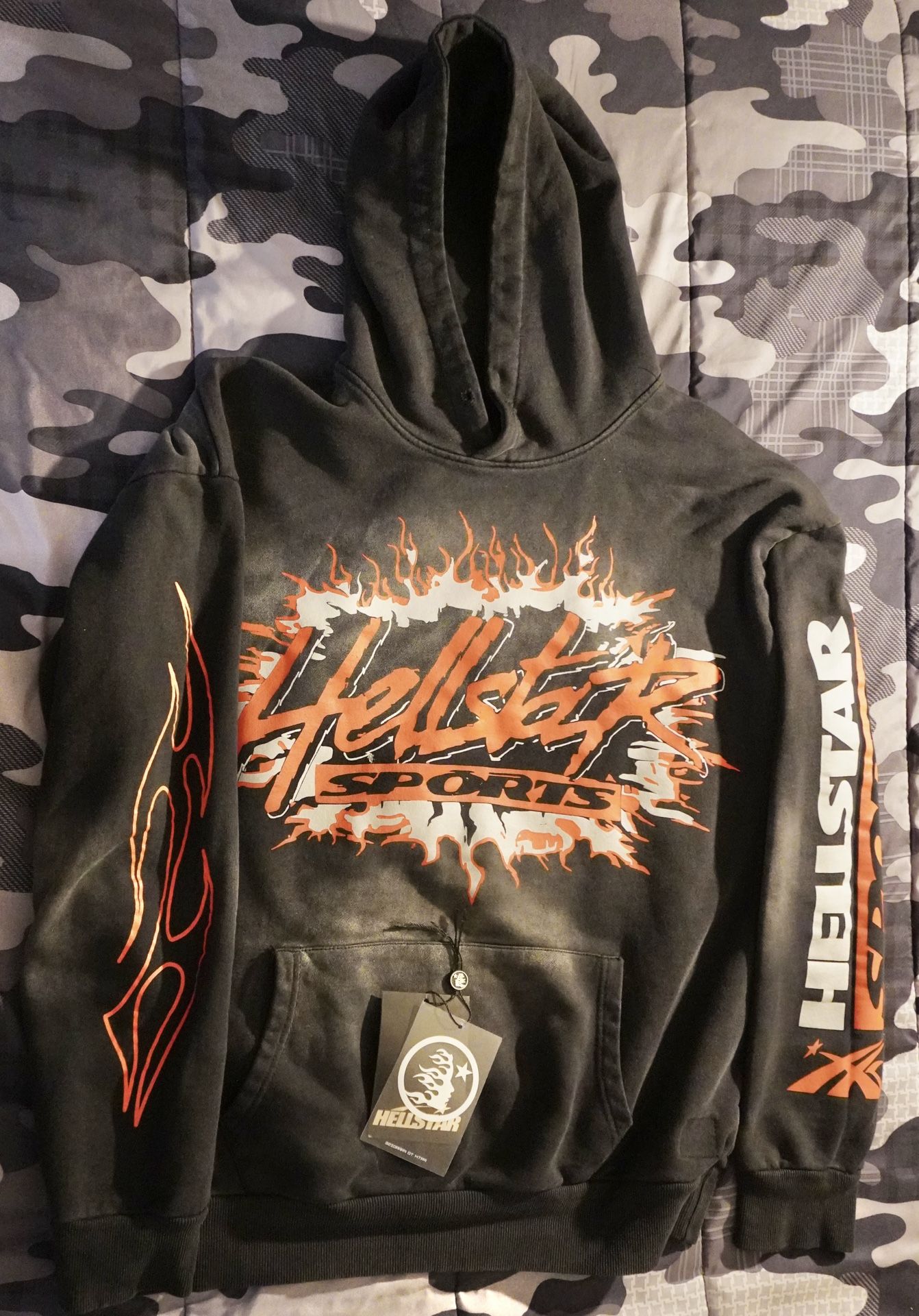 Hellstar Flame Hoodie Black/Red – Size XL