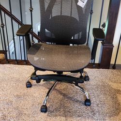 Ergonomic Office Chair 