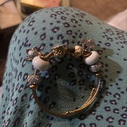 Gold Bracelet With Beautiful Beads
