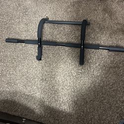 Pull Up Bar