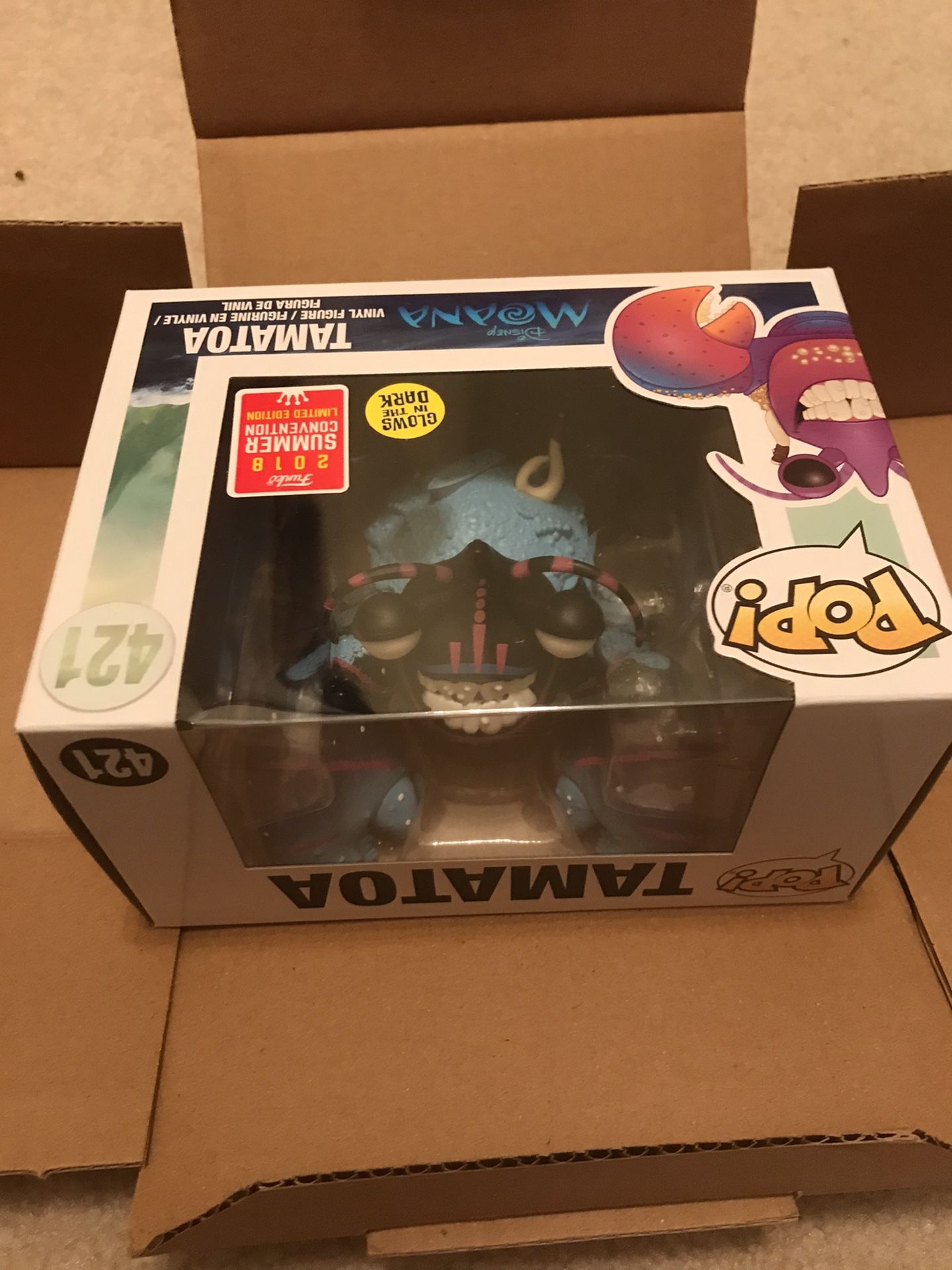 Funko pop convention exclusive Disney moana glow in the dark Tamatoa