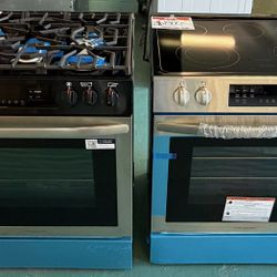 FRIGIDAIRE SLIDE IN “NEW “ GAS/ELECTRIC STOVE- GREAT SHAPE 