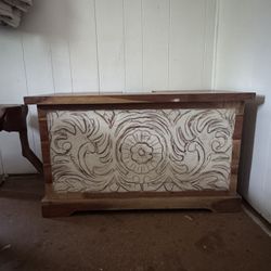 Hand-Carved Wooden Storage Bench / Chest – Rustic Farmhouse Style