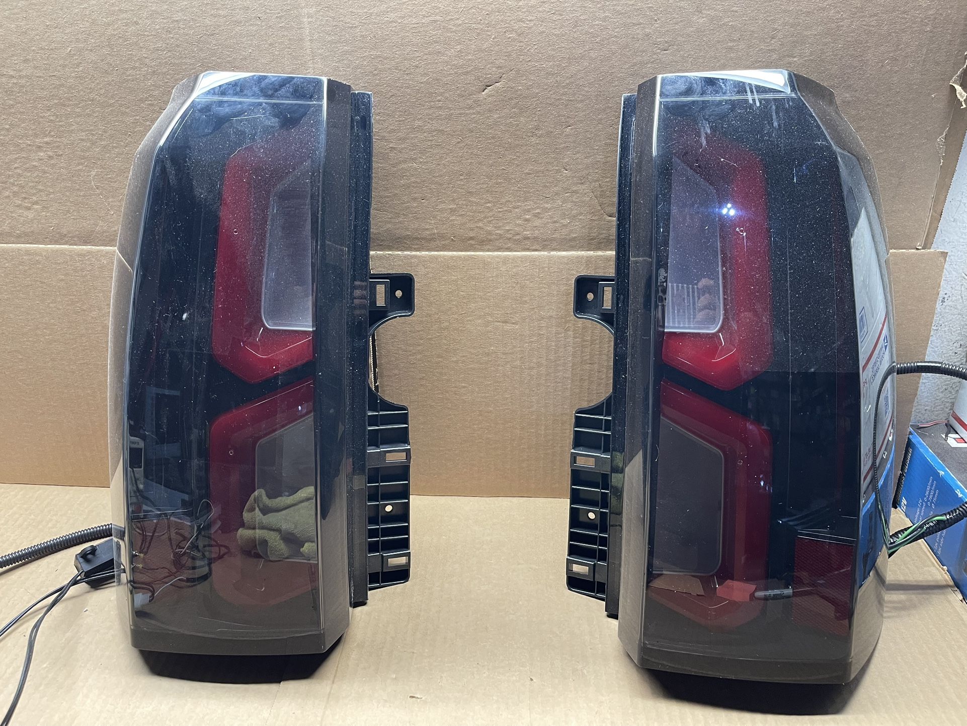 OT105 Fit 15-19 GMC Yukon XL SUV Smoke Full Led Taillight Pair