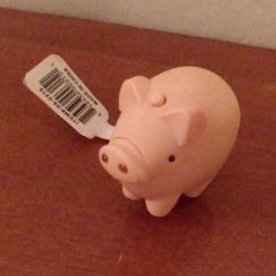 BRAND NEW WITH TAG PINK PIG KEY CHAIN RING W/BRIGHT LED LIGHTS & FUN HOG 'OINKING' SOUNDS 