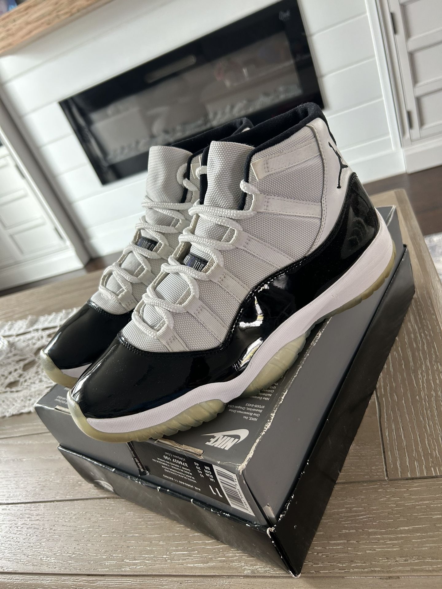 Retro Nike Air Jordan 11 “Concords” (2018) size 11