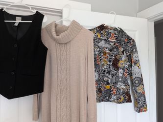 MOVING FALL SALE CHICOS  Blazer (S), Vest (M) & Cowl Sweater (S)