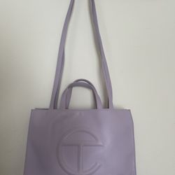 Medium Telfar bag in Lavender 