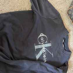Calvin Klein men’s black crewneck