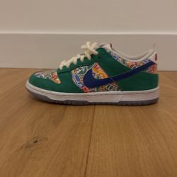 Nike Dunks 