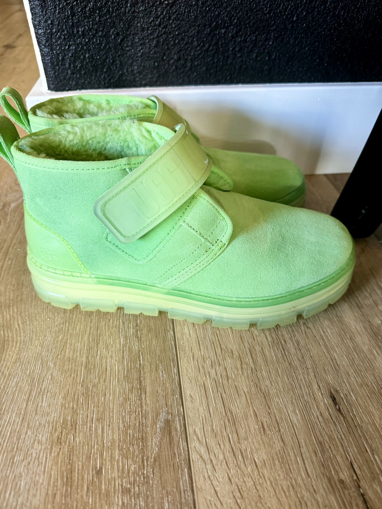 Ugg Chukka Ladies Boots