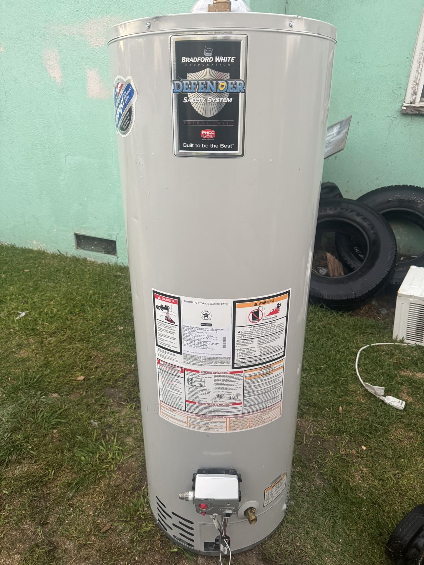 40 Gal Water Heater
