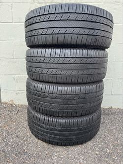 225 55 18 Michelin defender tires set of 4