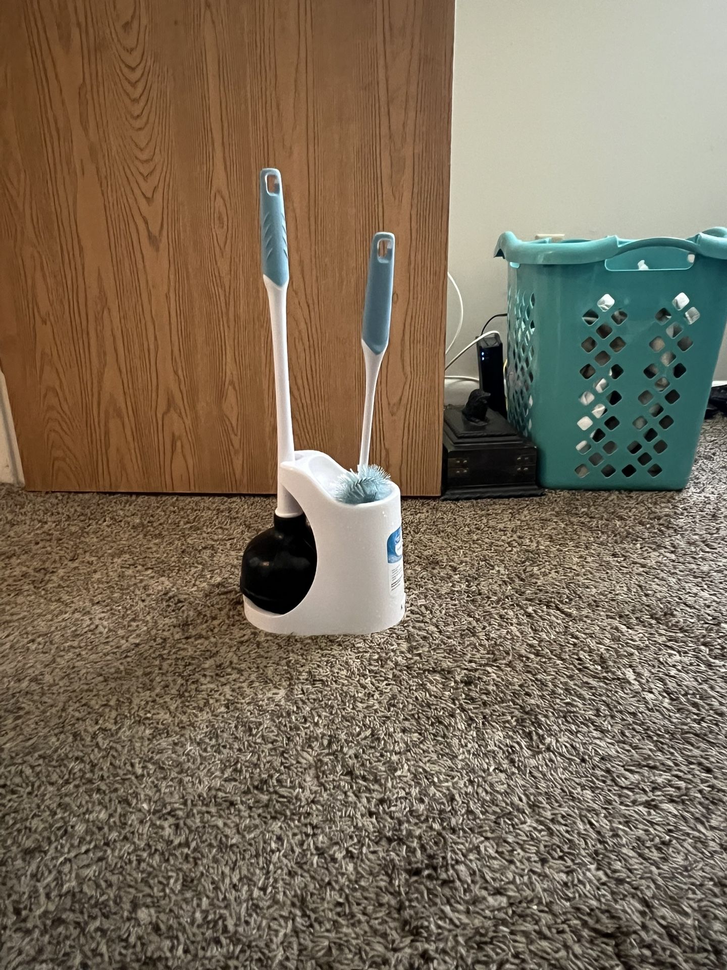 Toilet Bowl Plunger And Brush