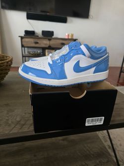 Nike Air Jordan 1 Low Legend Blue UNC White Sneakers