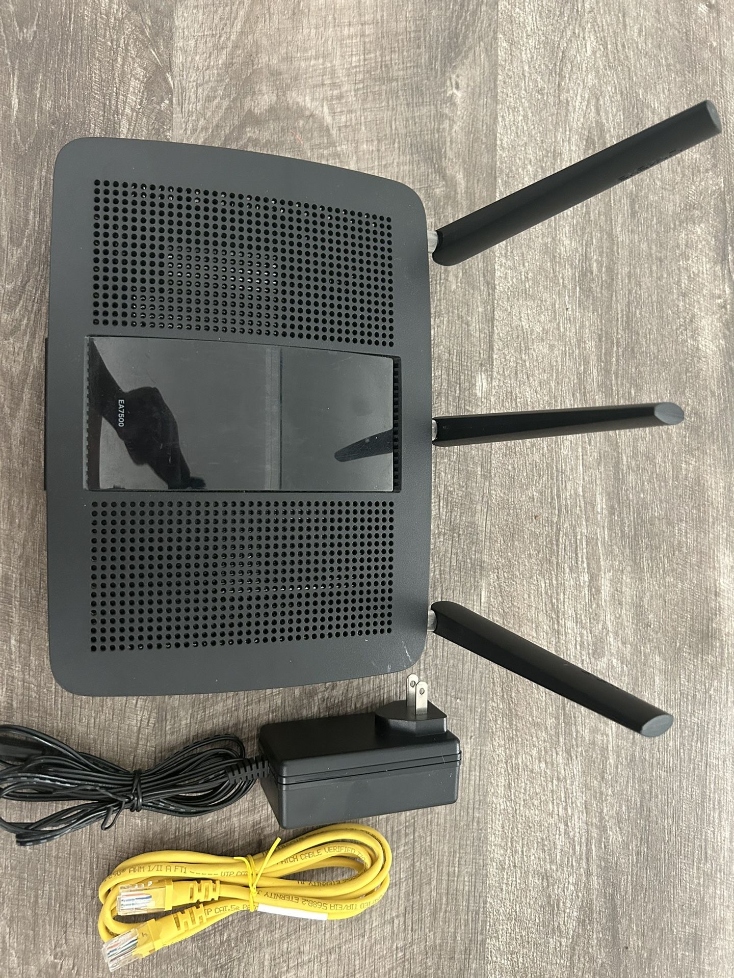Linksys EA7500 Router