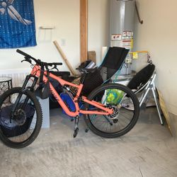 Specialized Athletic Mountain Bike (coral)
