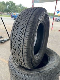 265/70/17” PIRELLI, Like New