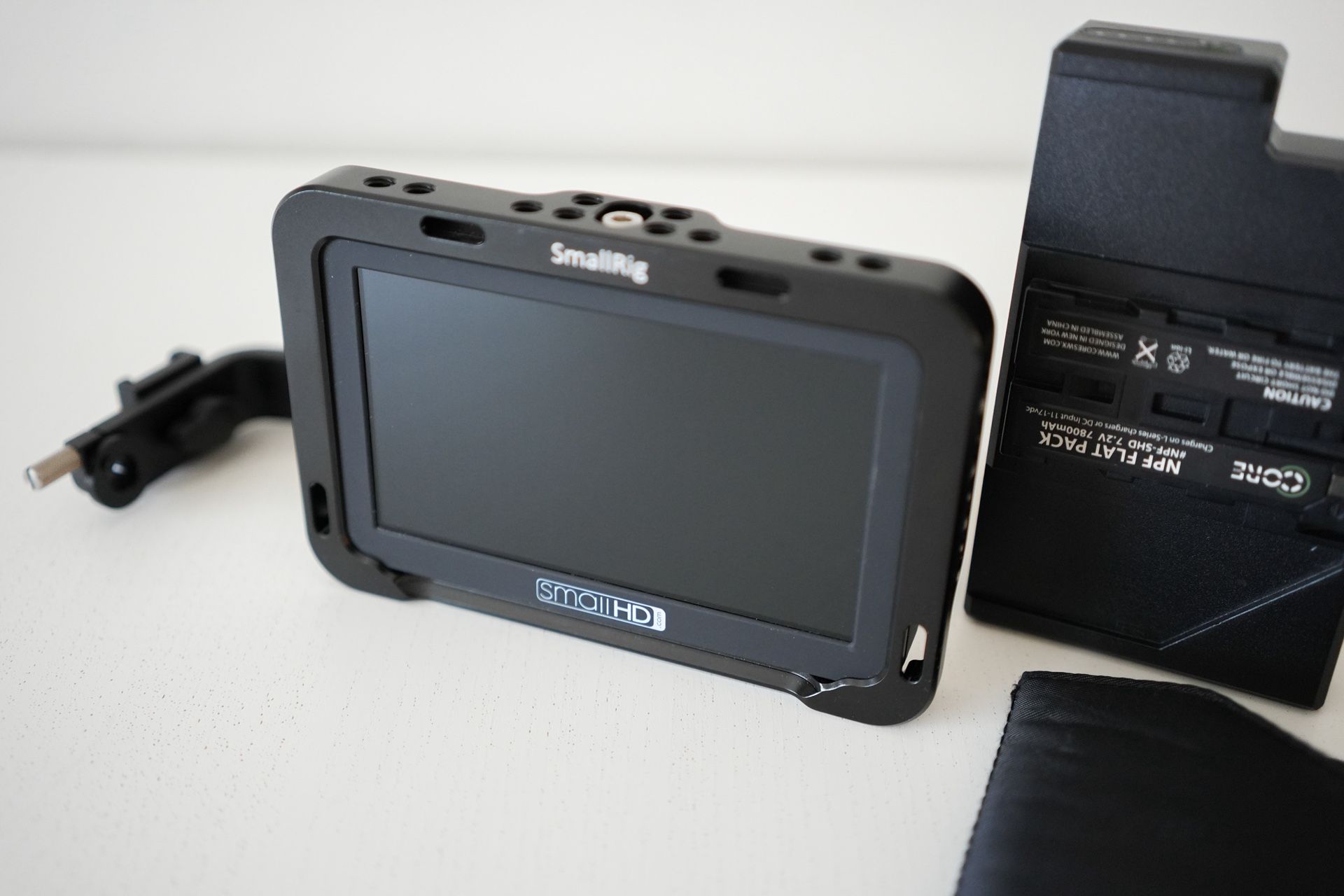 SmallHD Focus 5" HDMI + Core Battery + Cage + Etc.