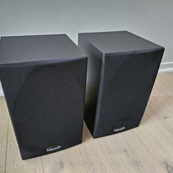 Polk Audio R10 Book Shelf Speakers